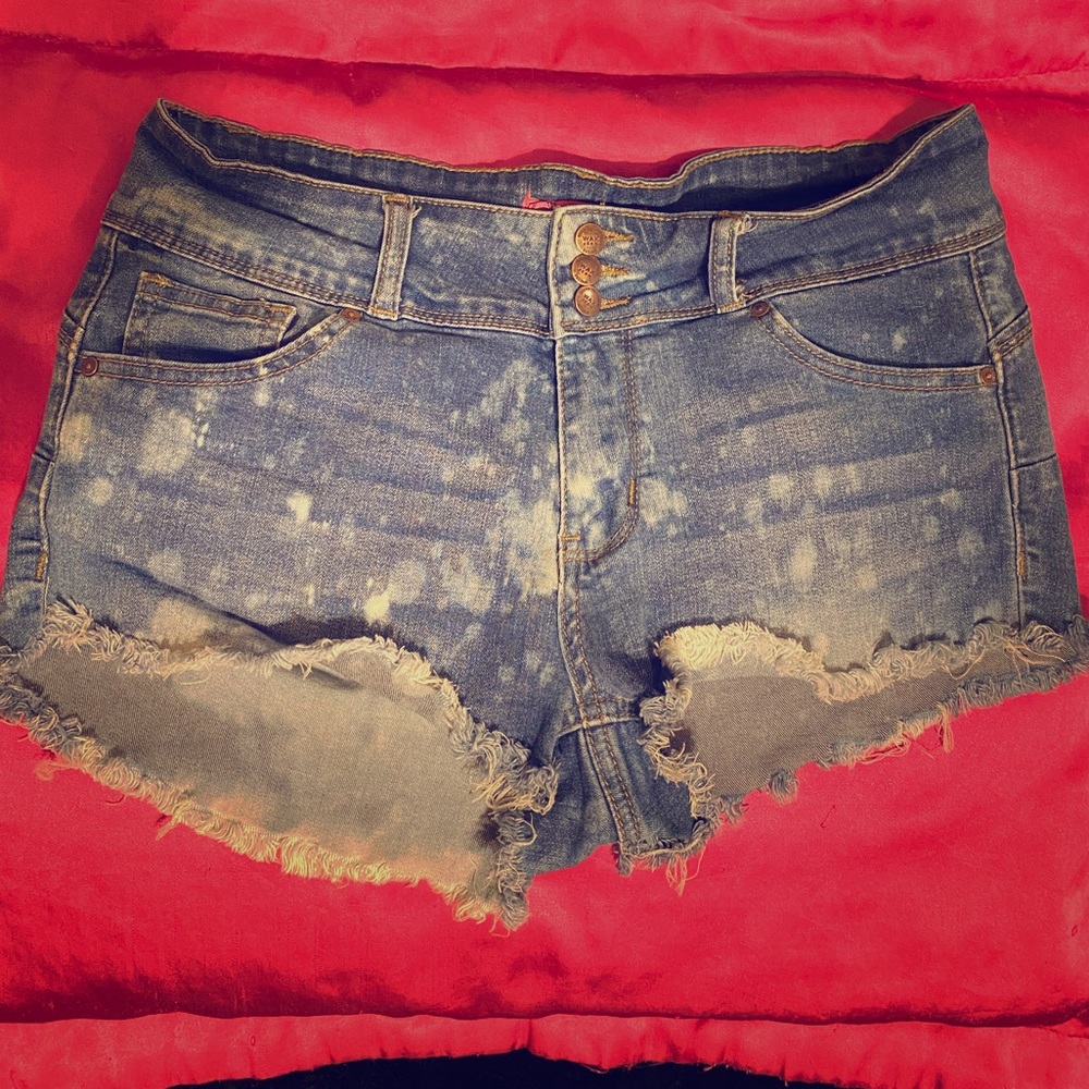 SOLD!!!!! WAX Jeans sz L